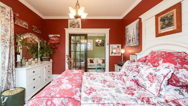132 Elgin Ave E, House other with 3 bedrooms, 2 bathrooms and 5 parking in Goderich ON | Image 14