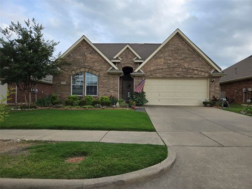 6013 Meadowglen Dr, Argyle, TX, 76226-2262 | Card Image