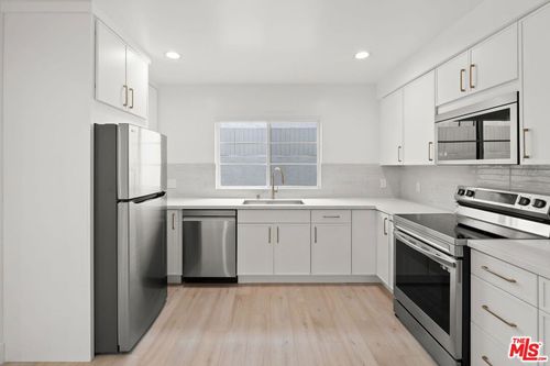 apt-3-1201 Ohio Ave, Long Beach, CA, 90804-3645 | Card Image