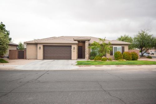 3301 S 355 W, Washington, UT, 84780-8358 | Card Image
