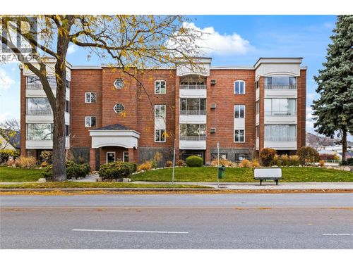 304-878 Bernard Ave, Kelowna, BC, V1Y6P5 | Card Image