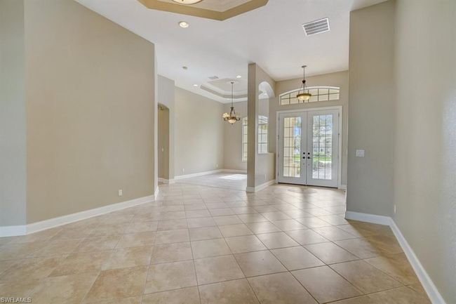 16162 Coco Hammock Way, House other with 3 bedrooms, 2 bathrooms and null parking in Fort Myers FL | Image 6