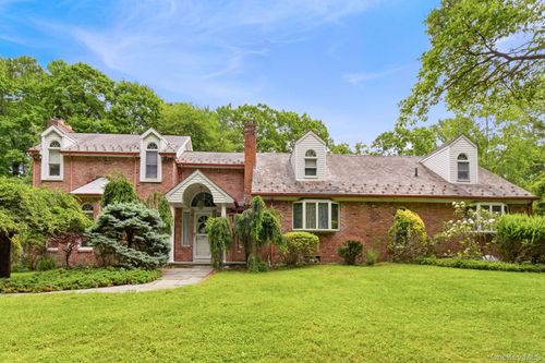 380 Duck Pond Rd, Locust Valley, NY, 11560-2405 | Card Image