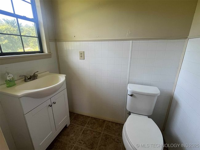 10650 W Highway 9, House other with 3 bedrooms, 2 bathrooms and null parking in Stigler OK | Image 26