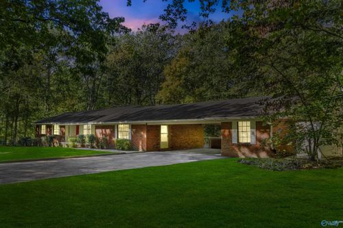 104 Wilks Dr E, Fort Payne, AL, 35967-7512 | Card Image