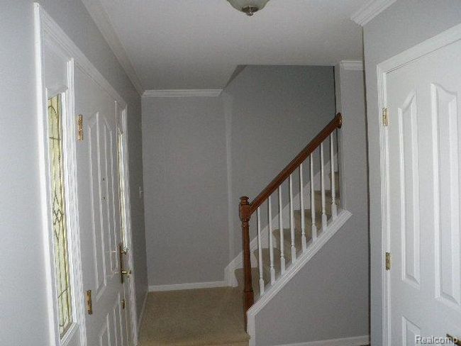 3743 Rolling Hills Rd, House other with 4 bedrooms, 3 bathrooms and null parking in Lake Orion MI | Image 9
