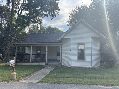 208 College St, Petersburg, TN, 37144-5218 | Card Image