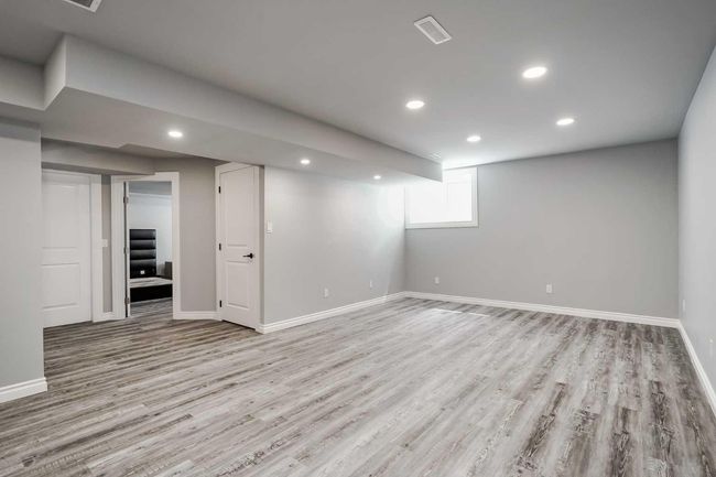 102 Marquis Grove Se, House other with 4 bedrooms, 4 bathrooms and 4 parking in Calgary AB | Image 34