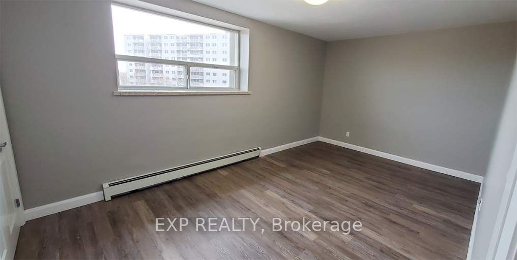 Residential Lease in Sudbury Remote Area 5