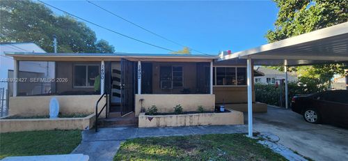 1490/1492 Nw 38th St, Miami, FL, 33142 | Card Image