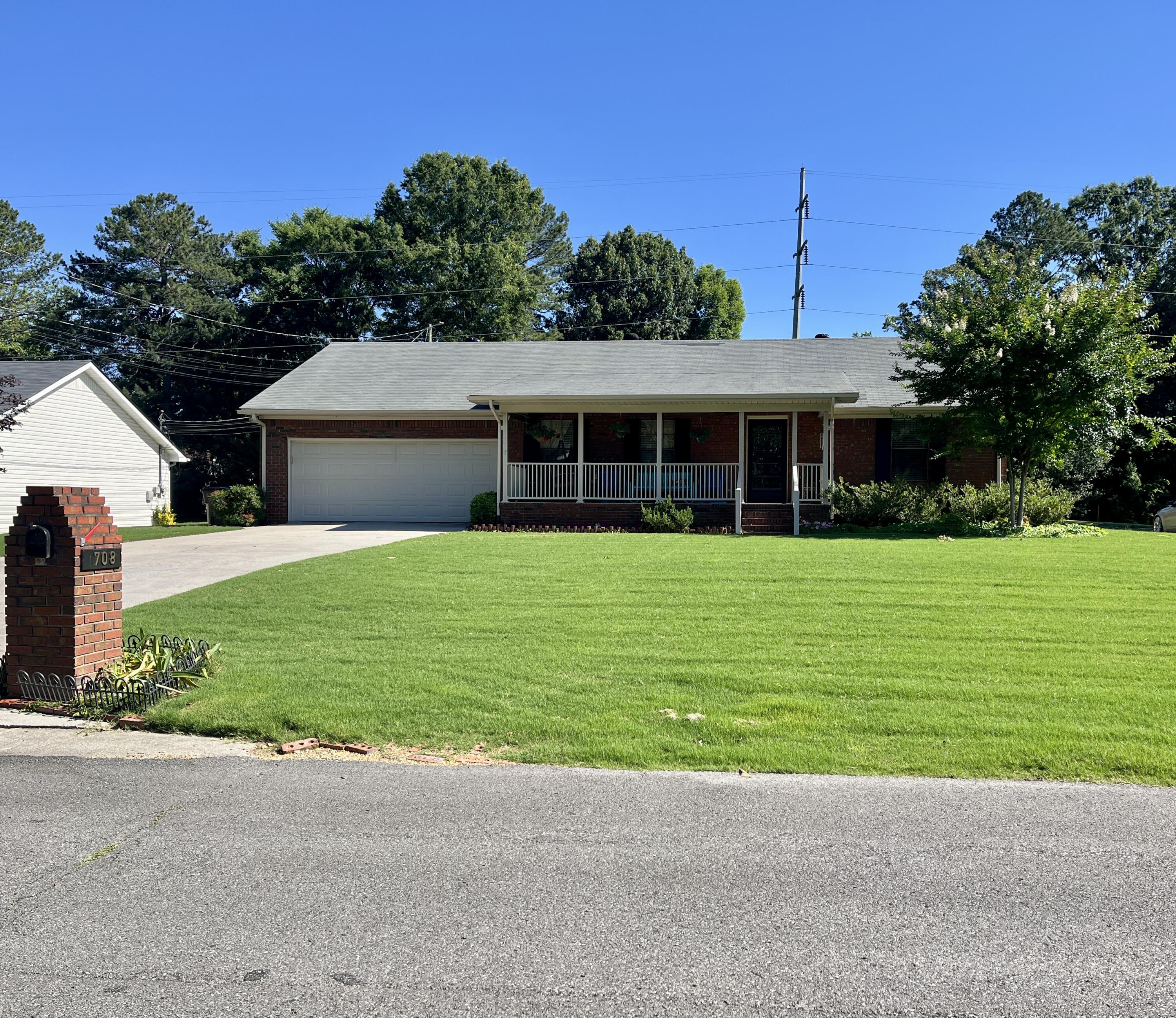 Holland Ave, Dalton, GA 30720