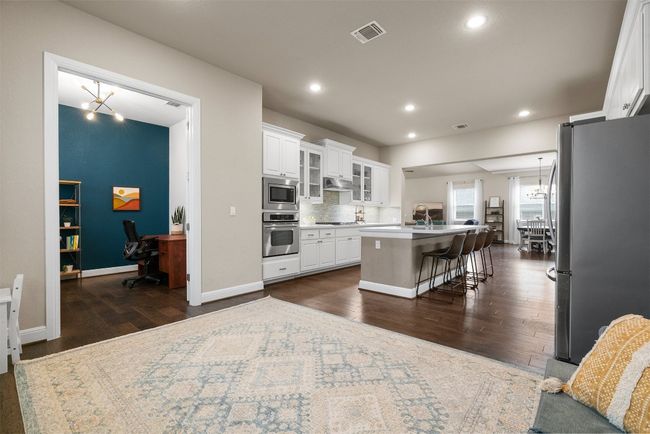 520 Peakside Cir, House other with 4 bedrooms, 4 bathrooms and 4 parking in Dripping Springs TX | Image 16