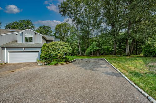 7 Wood Path Dr, Northport, NY, 11768-3519 | Card Image