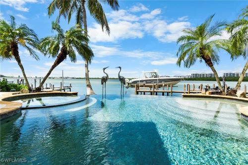 1080 Old Marco Ln, MARCO ISLAND, FL, 34145-6811 | Card Image