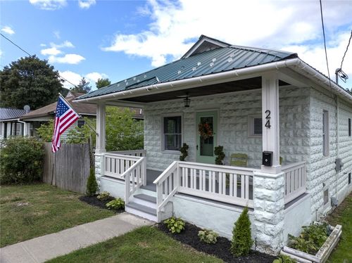 24 Delaware Ave, Bath, NY, 14810-1607 | Card Image
