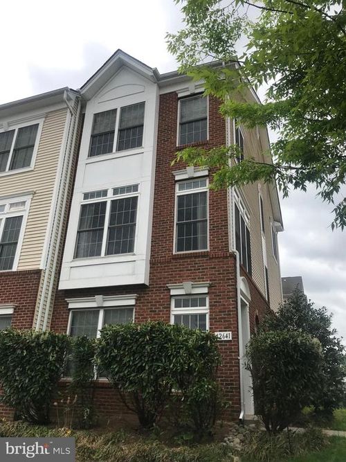 42641 Homefront Ter, CHANTILLY, VA, 20152-6024 | Card Image