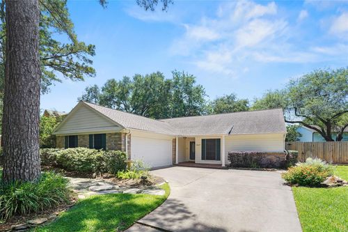 8327 Hot Springs Dr, Houston, TX, 77095-4627 | Card Image
