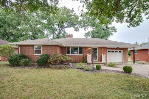 5504 Ladue Dr, Godfrey, IL, 62035-2519 | Card Image