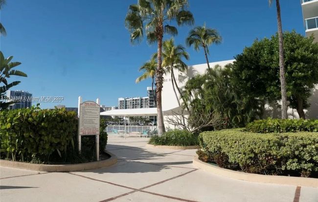 APT-1709 - 3800 S Ocean Dr, Condo with 1 bedrooms, 2 bathrooms and null parking in Hollywood FL | Image 22