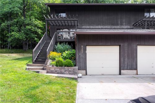 9397 Bassett Lane, North Royalton, OH, 44133 | Card Image