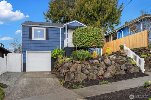 3536 S Brandon St, Seattle, WA, 98118-6126 | Card Image