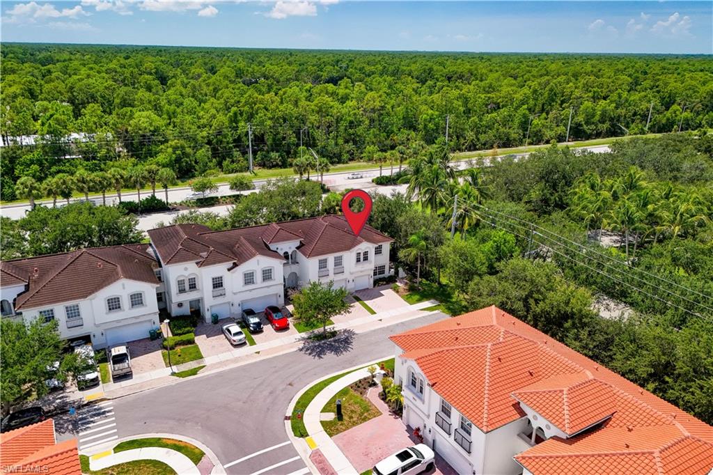Residential in NAPLES 5