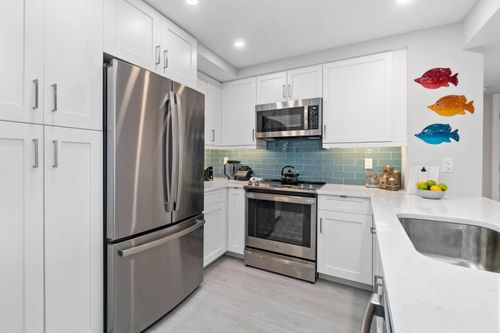 1209-380 Seaview Ct, MARCO ISLAND, FL, 34145-2953 | Card Image