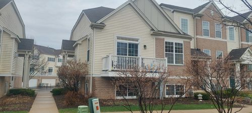1710 Dogwood Ln, Hanover Park, IL, 60133-3976 | Card Image