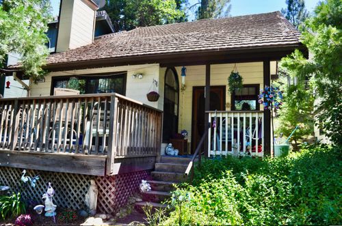 40642 Road 222, Bass Lake, CA, 93604-9733 | Card Image