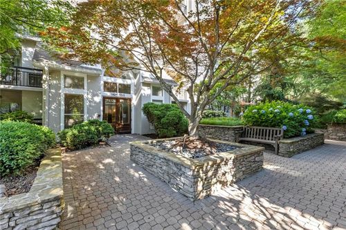 1111 River Green Dr Nw, Atlanta, GA, 30327-3045 | Card Image