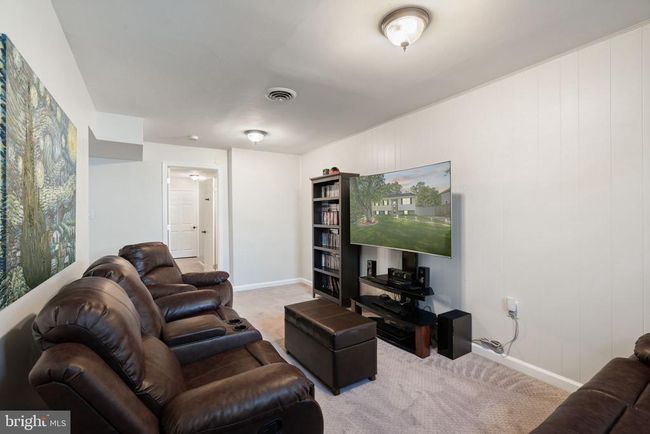 18906 White Oak Dr, House other with 4 bedrooms, 2 bathrooms and null parking in TRIANGLE VA | Image 22