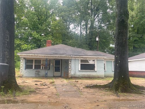 2018 Royal St, Selma, AL, 36701-4937 | Card Image