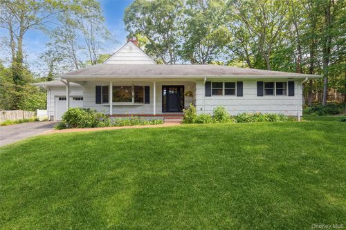 23 Eastwood Road, Brookhaven, NY, 11764 | Card Image