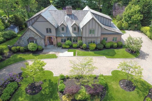 220 Elderfields Rd, Manhasset, NY, 11030-1626 | Card Image