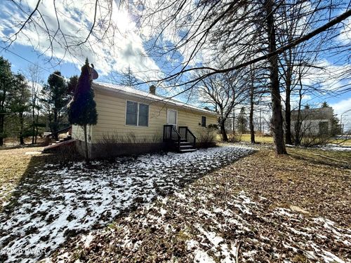356 Cochecton Tpke, Honesdale, PA, 18431-7955 | Card Image