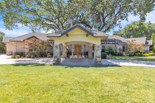 5237 Sunridge Dr, Fairfield, CA, 94534-6672 | Card Image