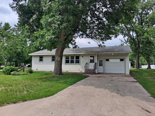 264 3rd St Sw, Richmond, MN, 56368-8601 | Card Image
