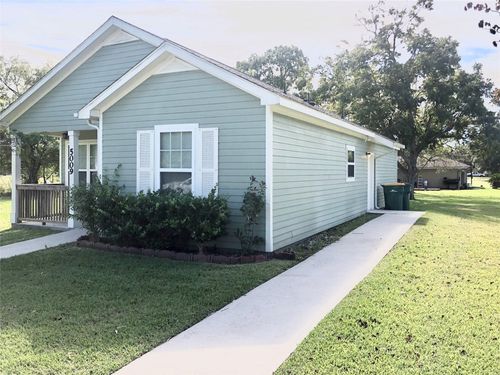 5009 Lawndale St, La Marque, TX, 77568-3012 | Card Image