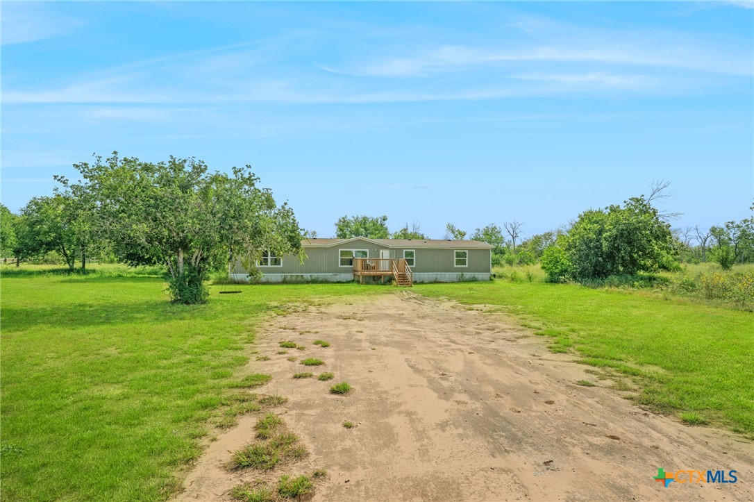Residential in Floresville 2