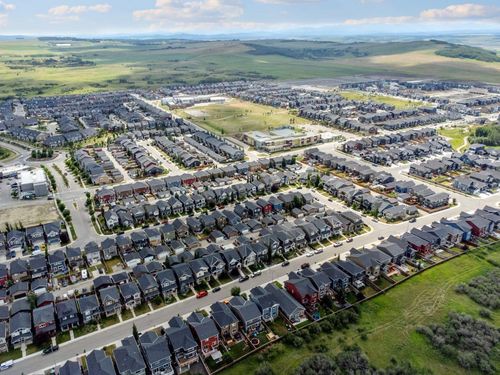 196 Emberside Hollow, Cochrane, AB, T4C3E1 | Card Image