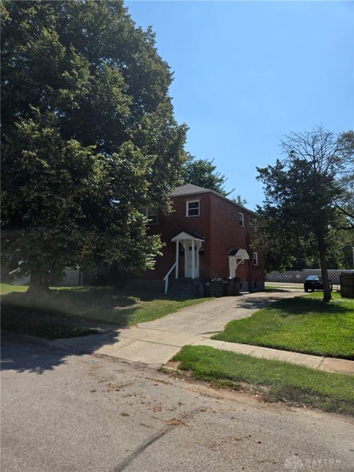378-376-378 Morris Dr, Fairborn, OH, 45324-5133 | Card Image