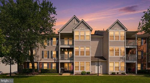 302-3560 Sherbrooke Cir, WOODBRIDGE, VA, 22192-7088 | Card Image