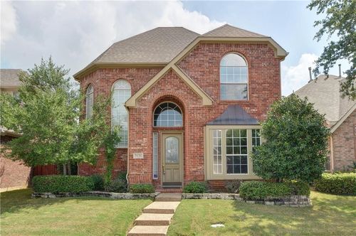 8626 Forest Glen Dr, Irving, TX, 75063-4201 | Card Image
