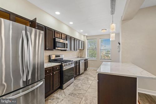 2-2509 Linden Ave, BALTIMORE, MD, 21217-4558 | Card Image