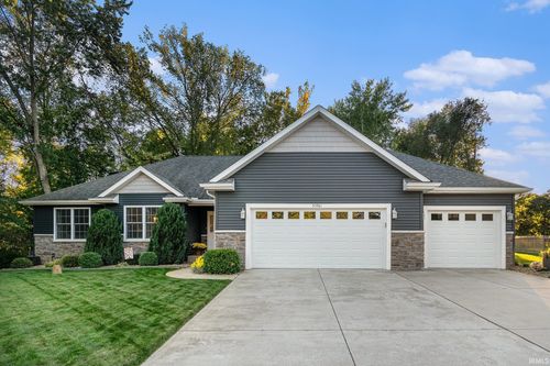 50961 Forest Lake Trl, South Bend, IN, 46628-6704 | Card Image