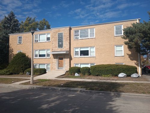 4950 Greenwood St, Skokie, IL, 60077-1938 | Card Image