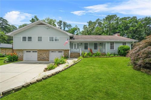 2864 Saint Andrews Way Ne, Marietta, GA, 30062-6646 | Card Image
