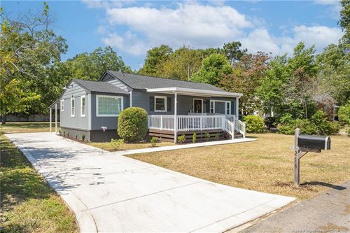 214 S Sixth St, Spring Lake, NC, 28390-3510 | Card Image