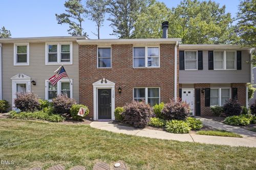 7728 Crown Crest Court, Raleigh, NC, 27615 | Card Image