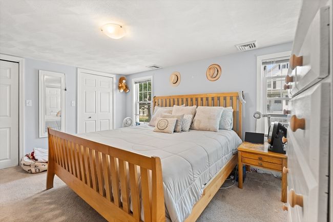 39 Doyle Ave, House other with 2 bedrooms, 2 bathrooms and 4 parking in Dracut MA | Image 12